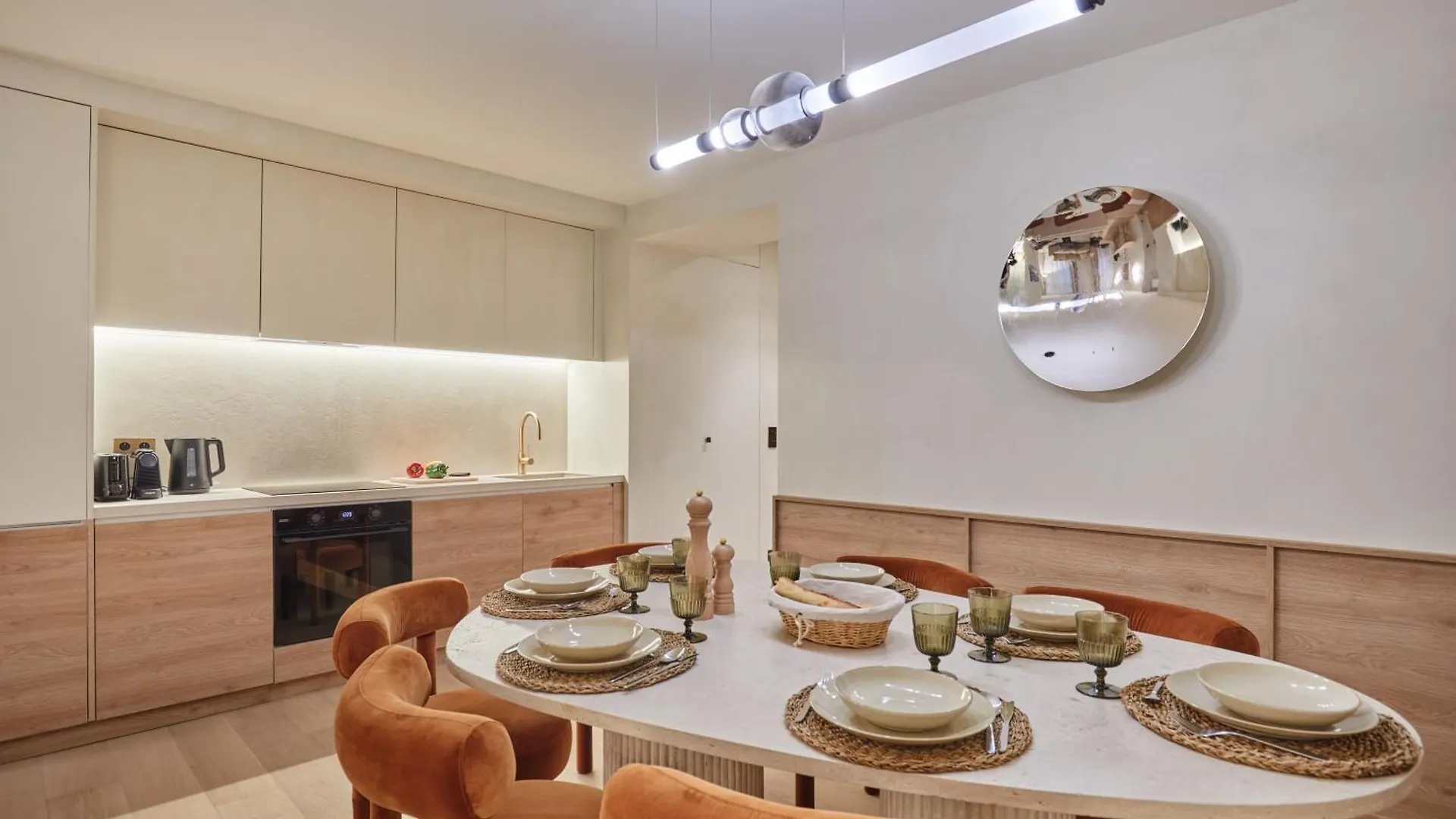 Residence Louvre Palais Royal By Studio Prestige Parigi