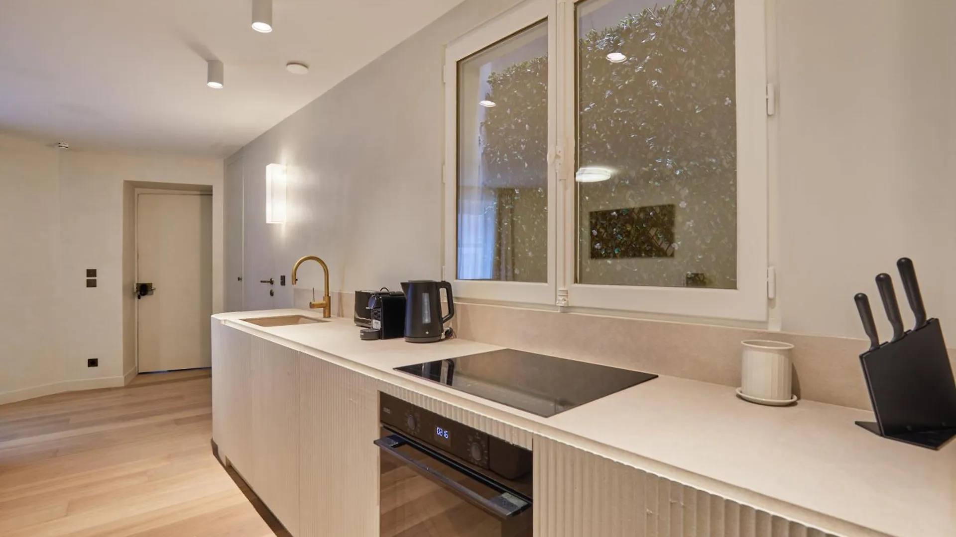 Residence Louvre Palais Royal By Studio Prestige Paris