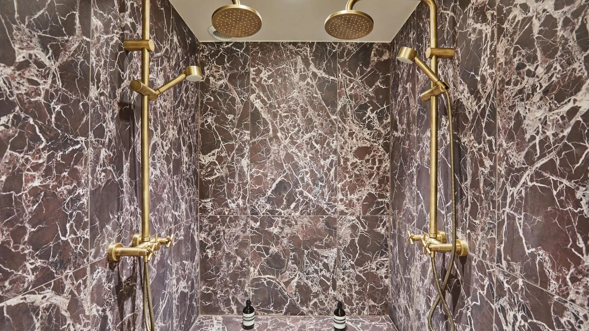 Residence Louvre Palais Royal By Studio Prestige Parigi Francia